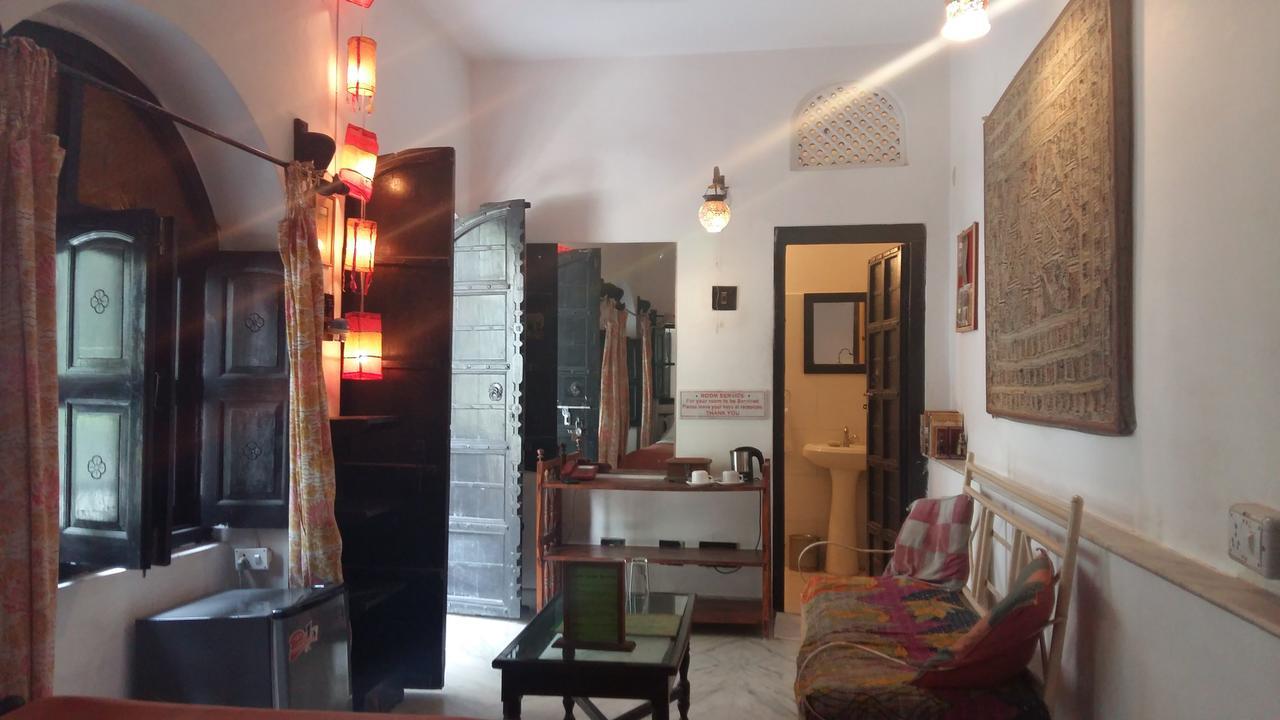 Inn Seventh Heaven Pushkar Exterior photo
